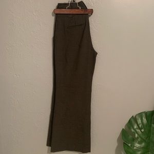 Express Design Studio: High-rise, pin-strip